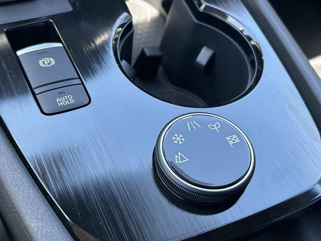 New 2026 Nissan Rogue SV AWD/4WD image 37