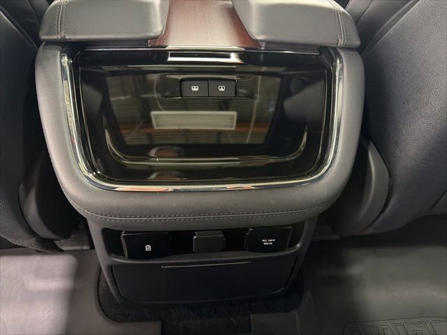 Used 2022 Lincoln Navigator Reserve AWD/4WD image 28
