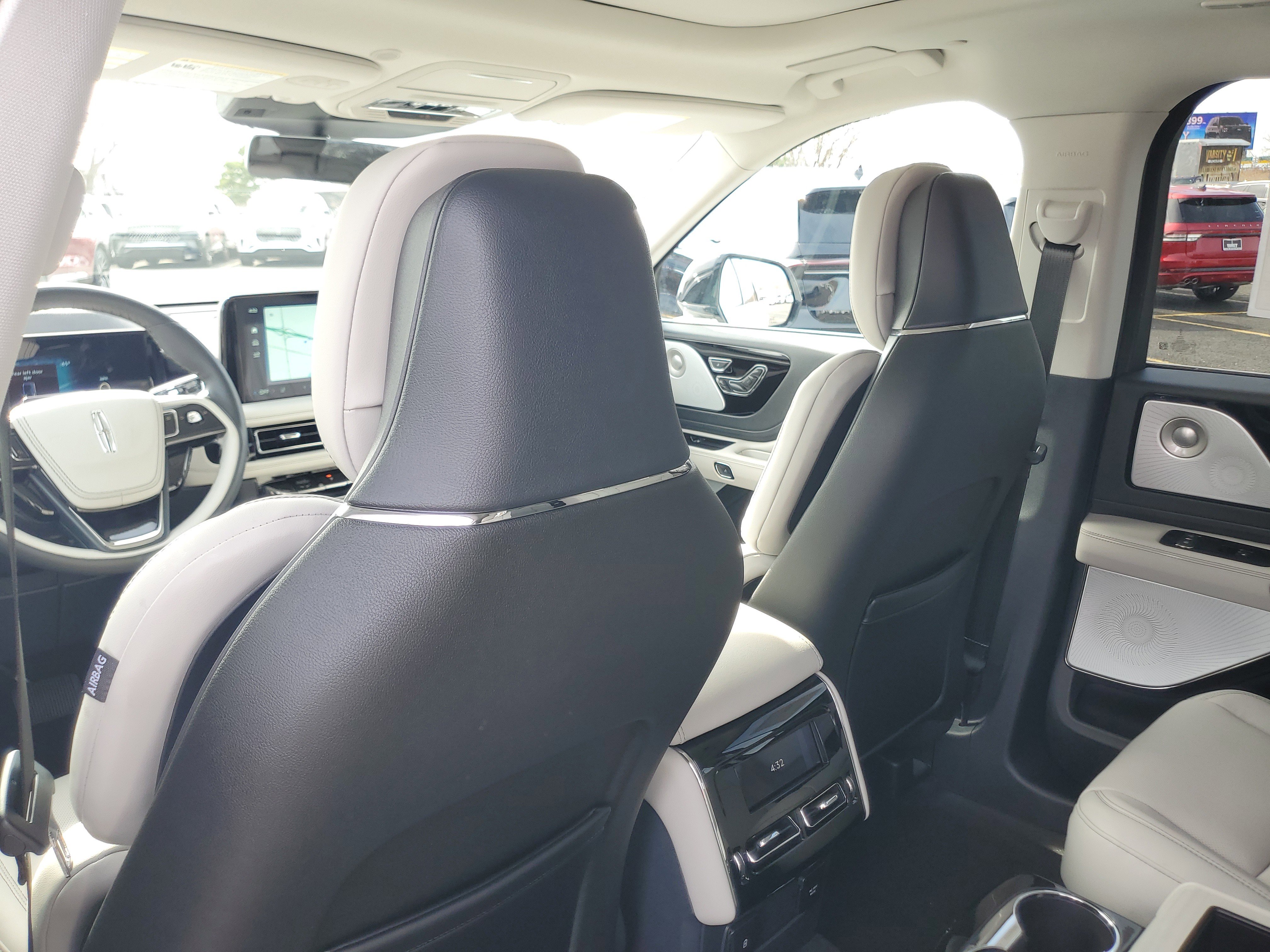 New 2026 Lincoln Aviator Reserve image 24