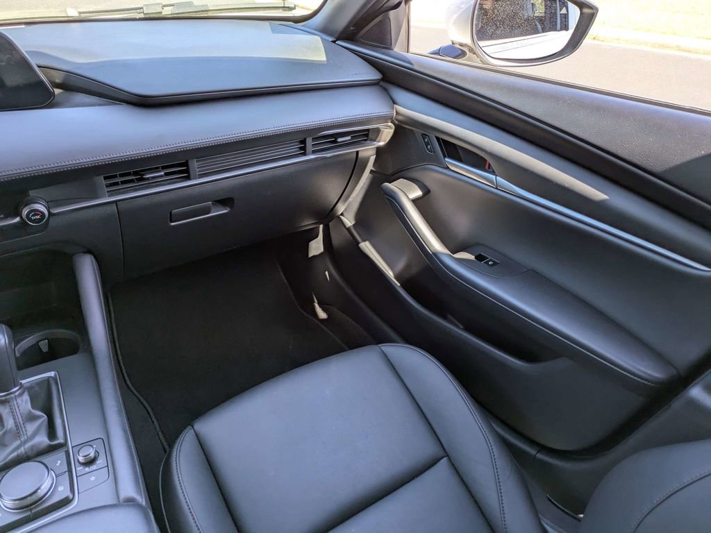 Used 2023 MAZDA MAZDA3 s image 19