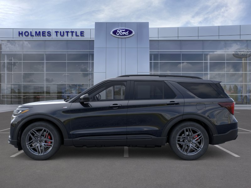 New 2026 Ford Explorer ST-Line w/ ST-Line Street Pack AWD/4WD image 3