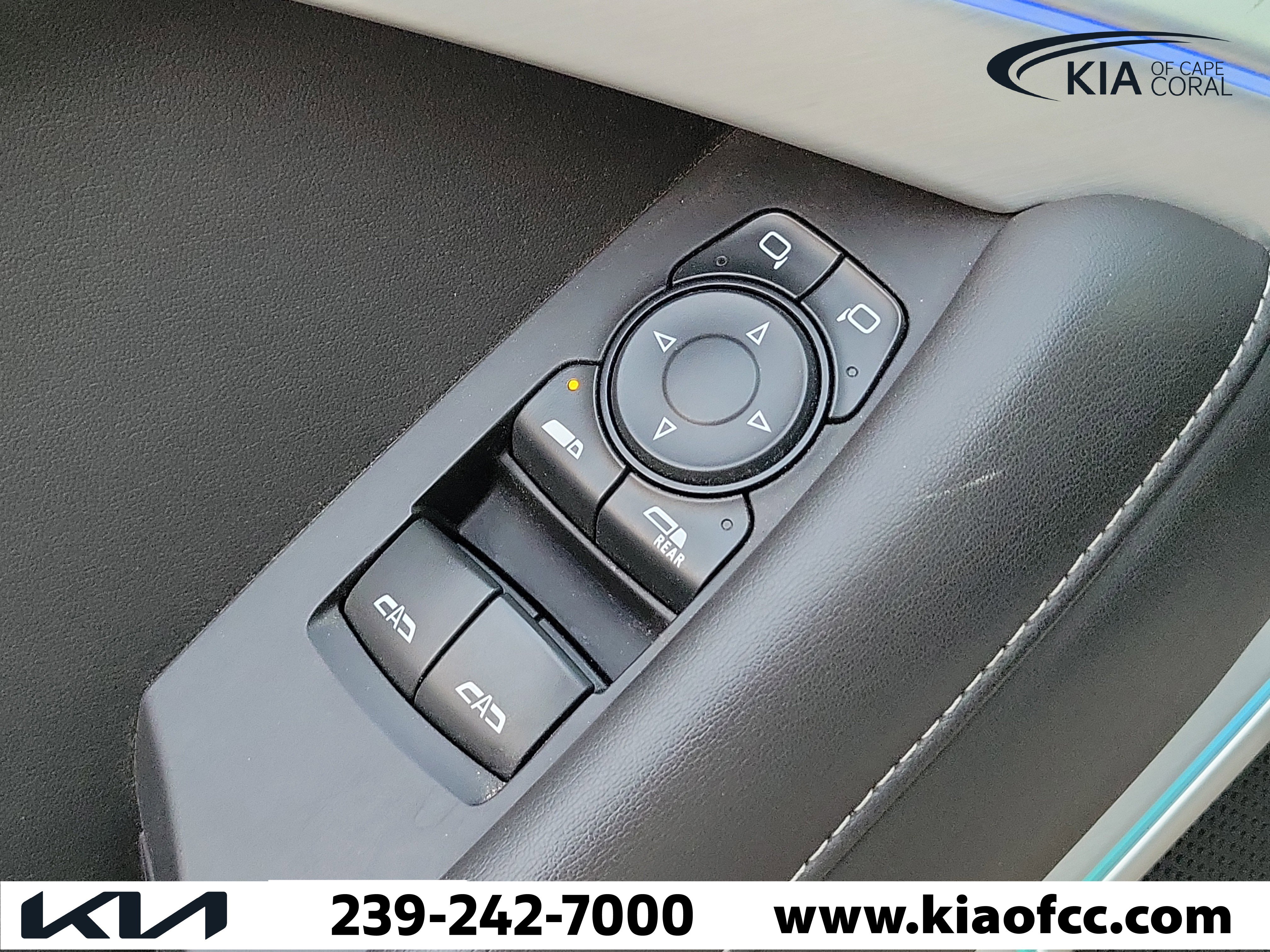 Used 2019 Chevrolet Camaro SS image 15