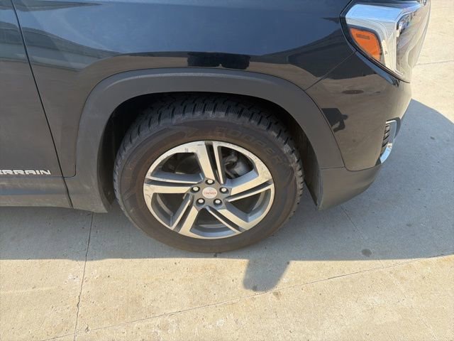 Used 2021 GMC Terrain SLT w/ Infotainment Package II image 12