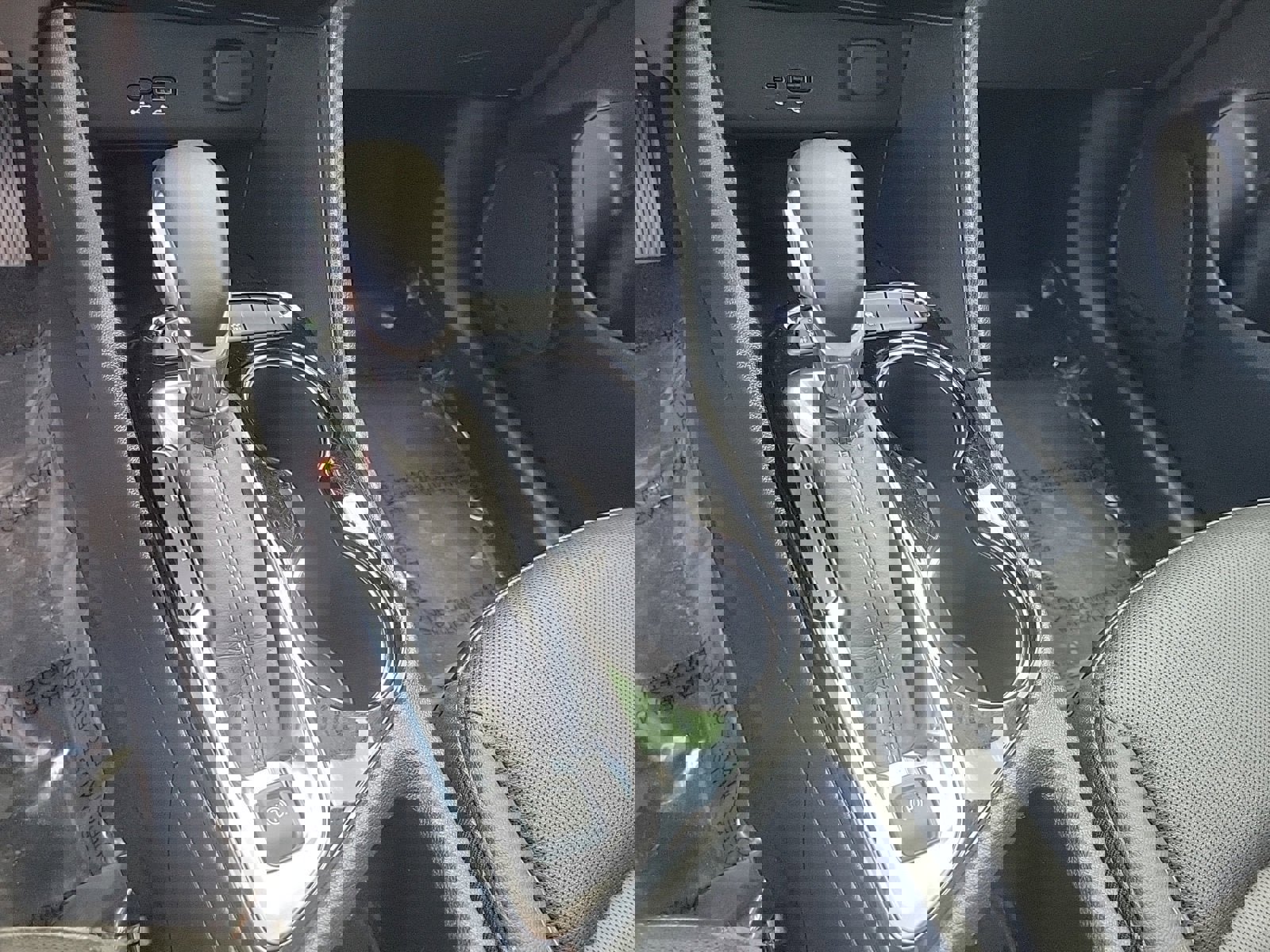 Used 2024 Buick Encore GX Sport Touring image 22