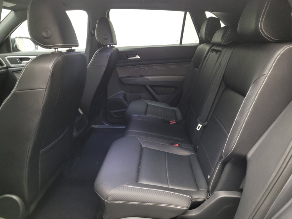 Used 2023 Volkswagen Atlas Cross Sport SE FWD image 18