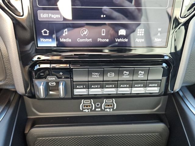 New 2026 RAM 2500 Big Horn AWD/4WD image 19