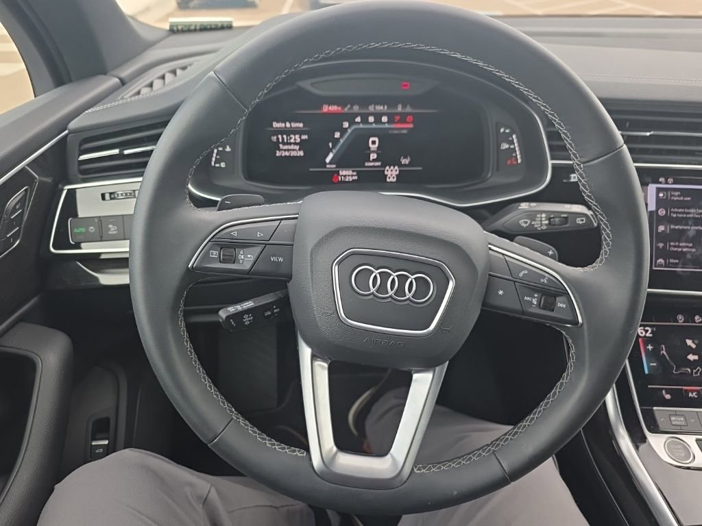 Used 2025 Audi Q7 3.0T Premium w/ Convenience Package image 5