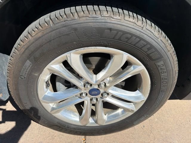 Used 2015 Ford Edge SEL w/ Equipment Group 201A FWD image 10