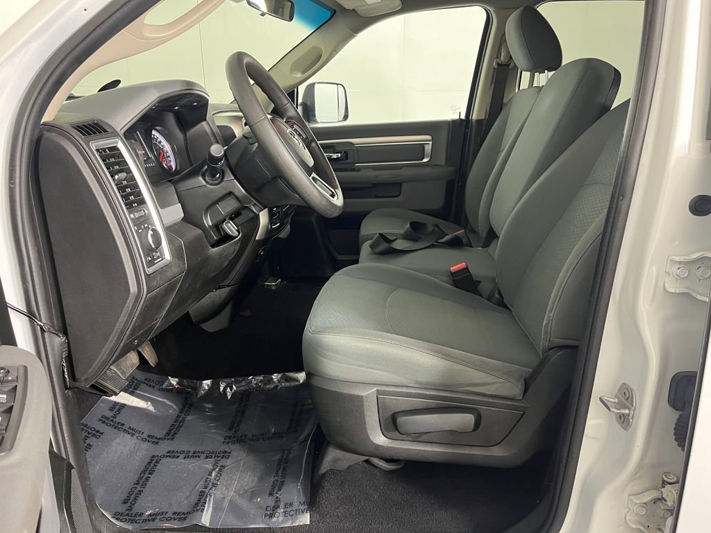 Used 2020 RAM 1500 Classic SLT image 11
