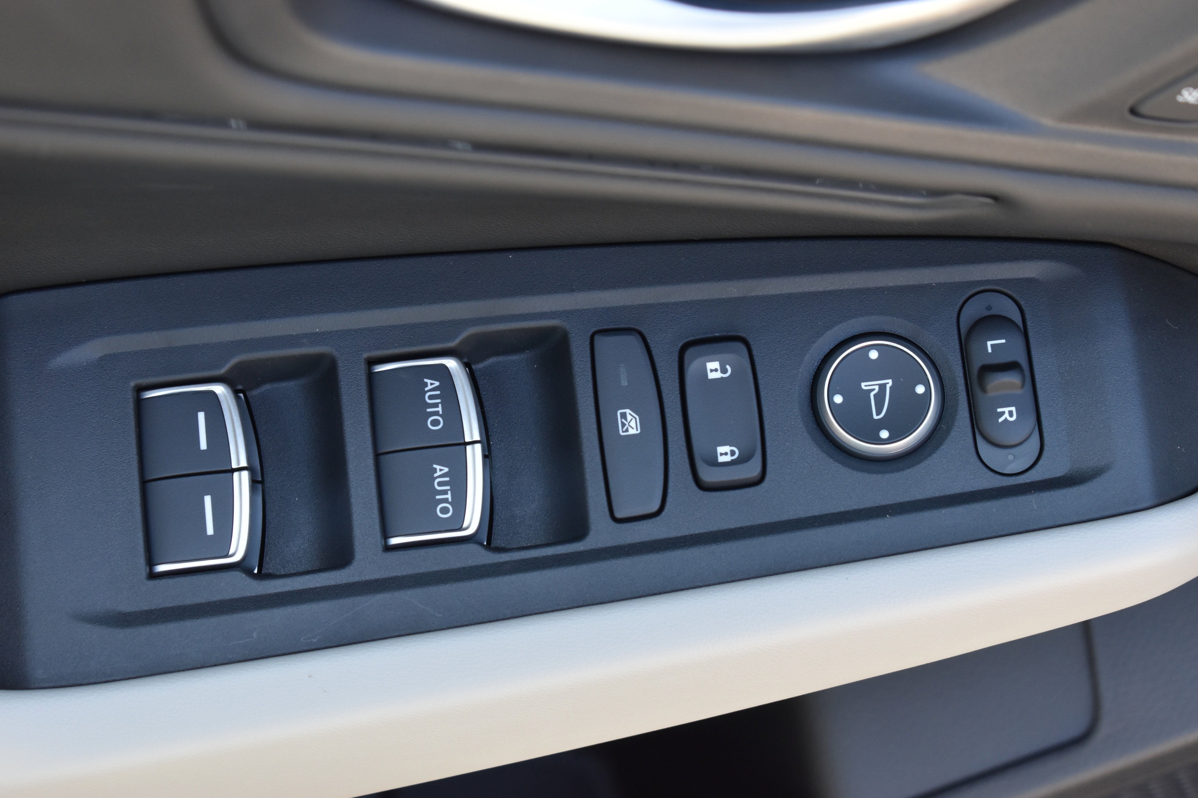 New 2025 Honda Accord EX-L image 12