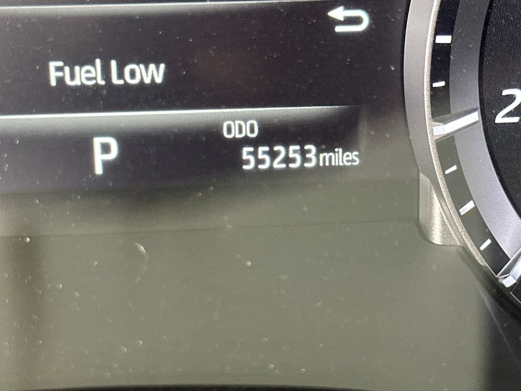 Used 2021 Toyota Highlander XLE FWD image 37