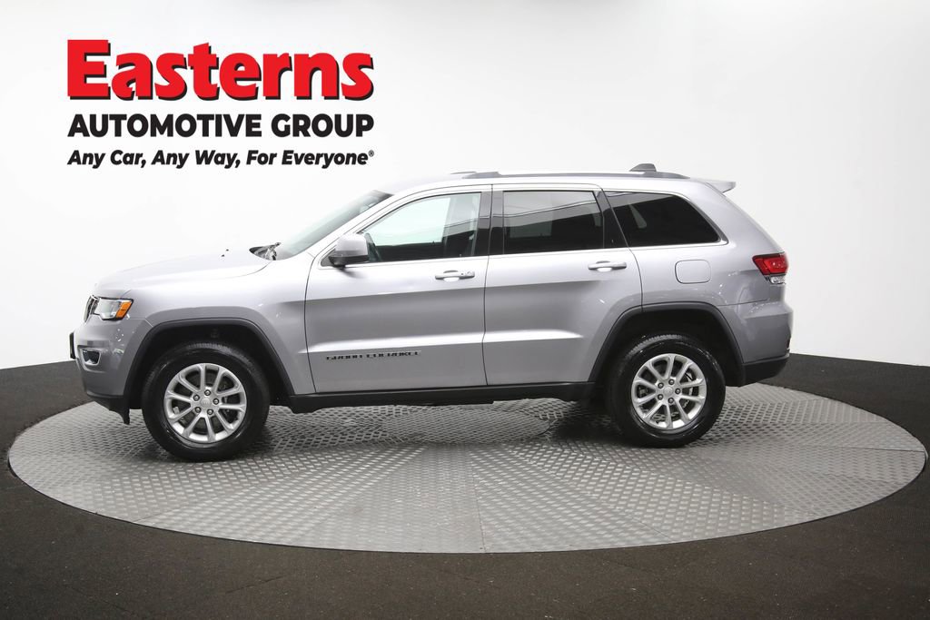 Used 2021 Jeep Grand Cherokee Laredo AWD/4WD image 57