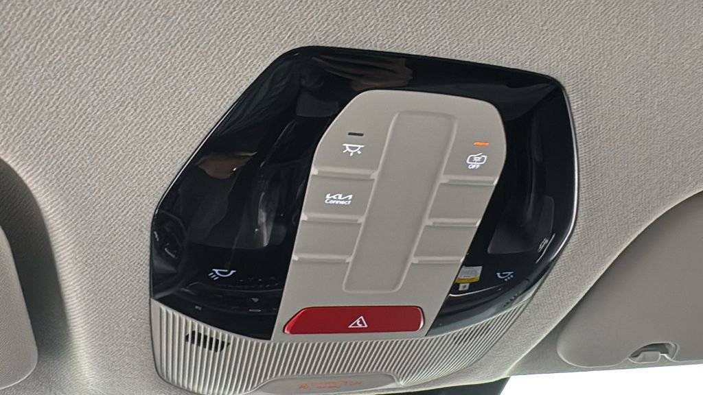 New 2025 Kia K4 LXS image 27