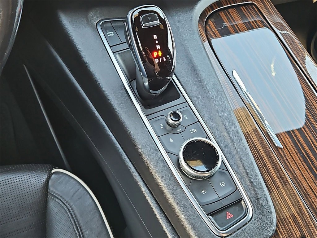 Certified 2021 Cadillac Escalade ESV Premium Luxury image 13