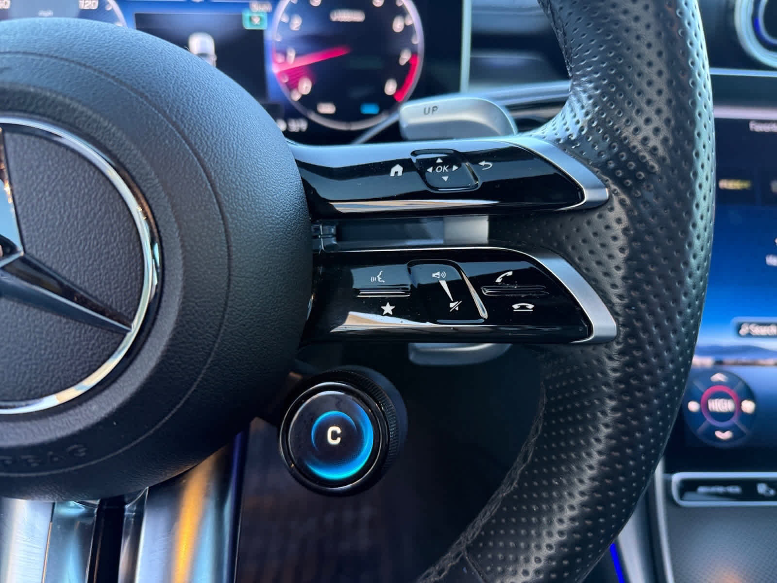 Certified 2023 Mercedes-Benz C 43 AMG 4MATIC Sedan image 19