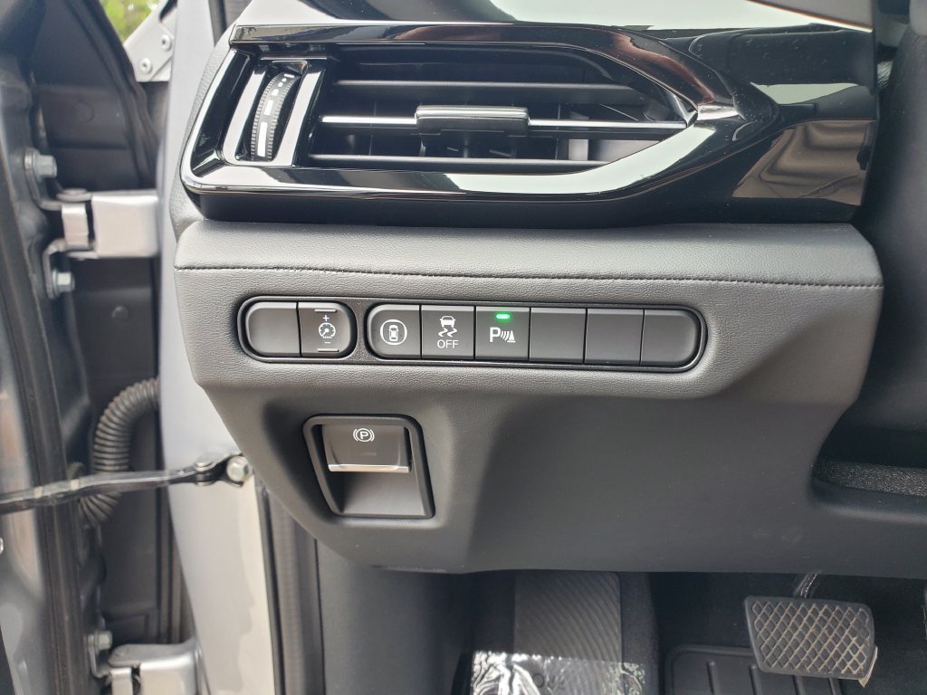 Used 2024 Acura MDX w/ Technology Package FWD image 24
