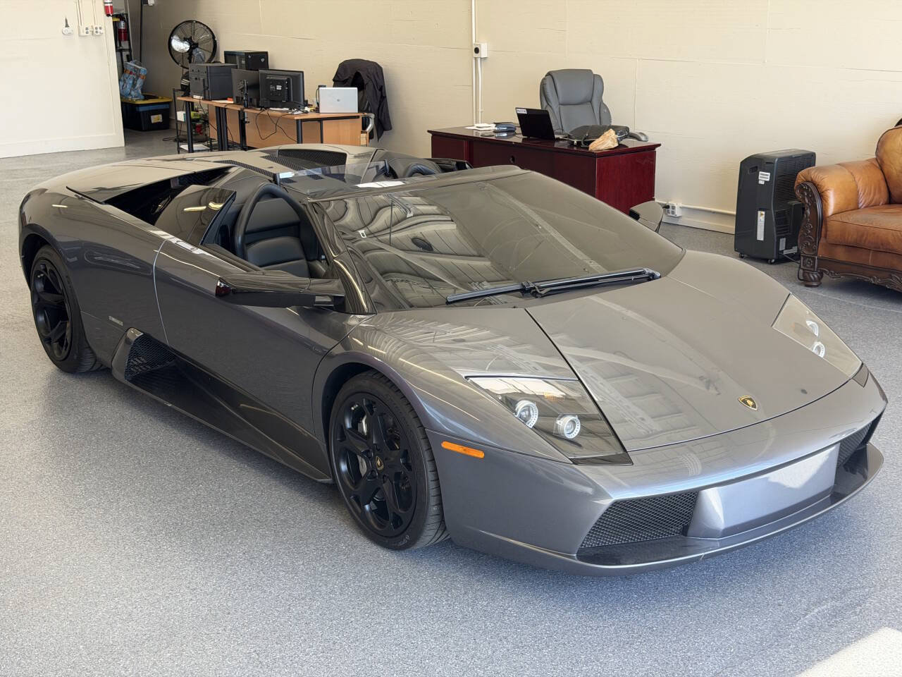 Used 2006 Lamborghini Murcielago Roadster AWD/4WD image 20