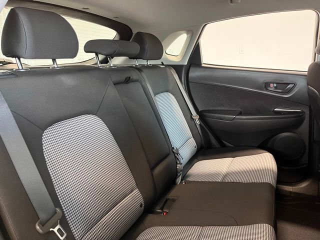Used 2023 Hyundai Kona SE FWD image 13