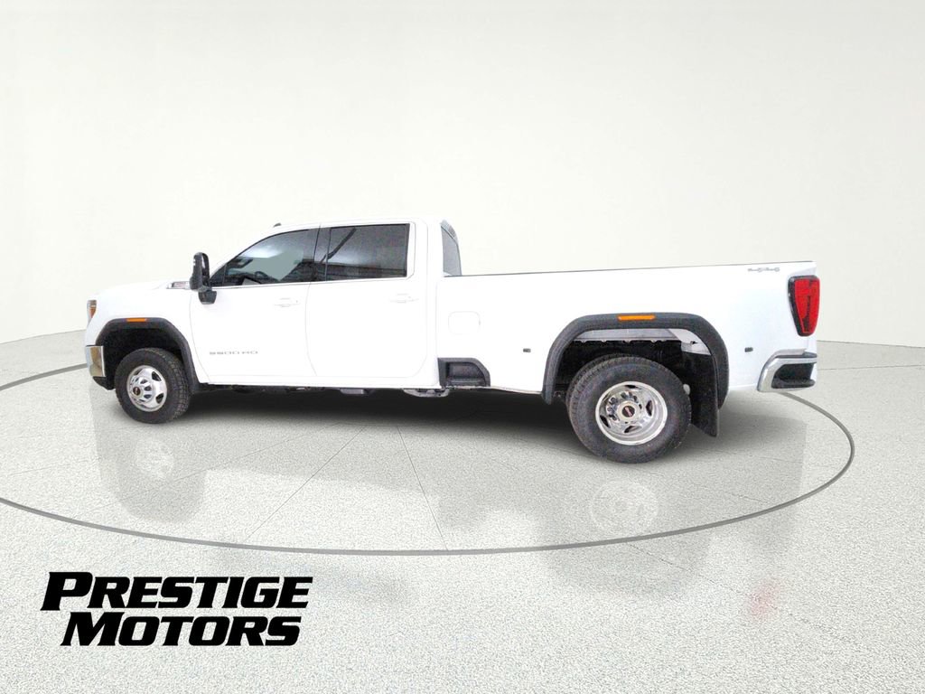 Used 2022 GMC Sierra 3500 SLE w/ SLE Convenience Package AWD/4WD image 5
