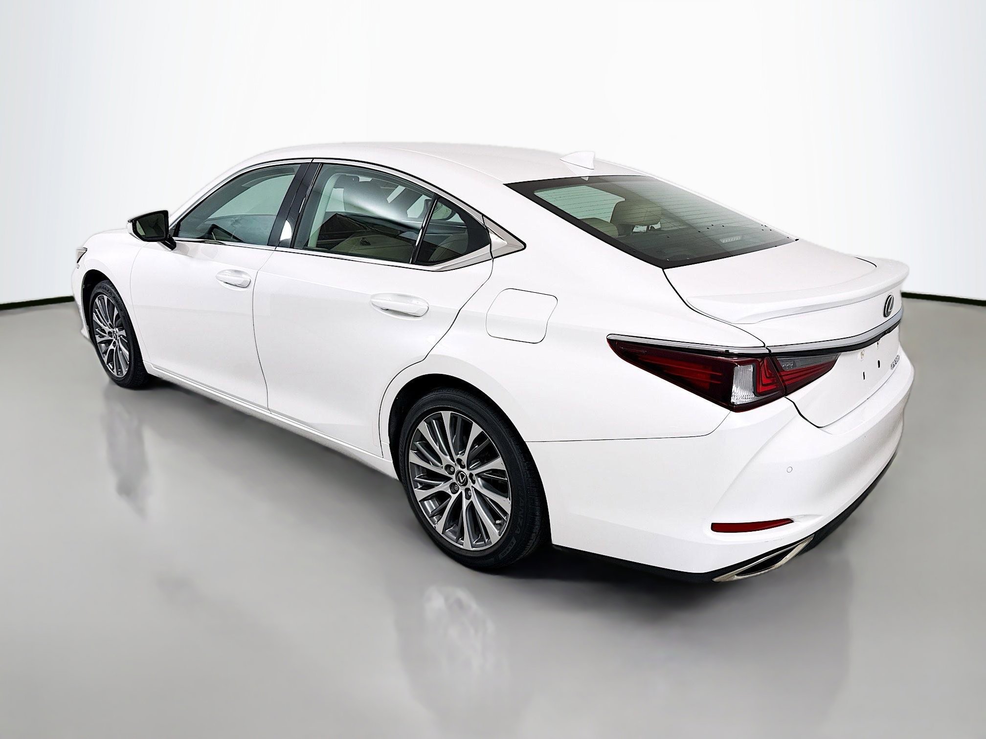 Used 2021 Lexus ES 350 w/ Premium Package FWD image 5