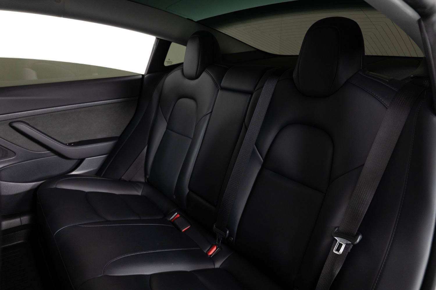 Used 2020 Tesla Model 3 Standard Range RWD image 17