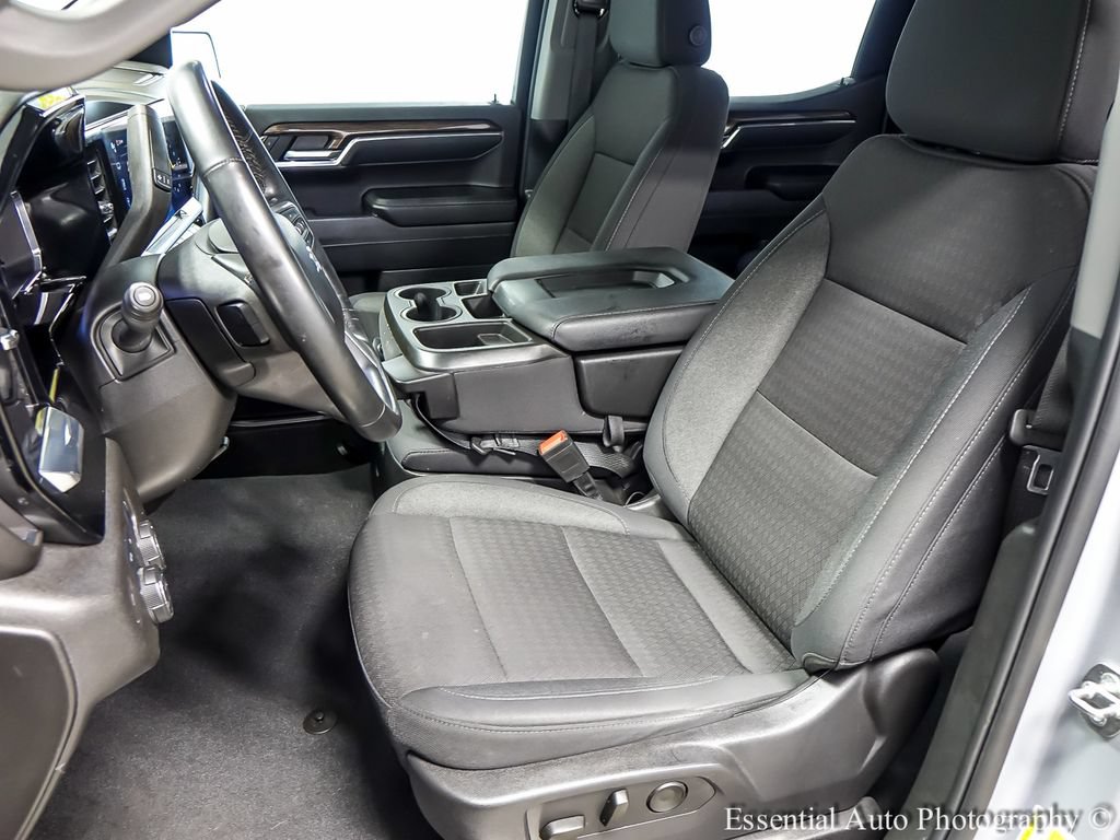Used 2024 Chevrolet Silverado 1500 RST w/ Z71 Off-Road Package AWD/4WD image 10