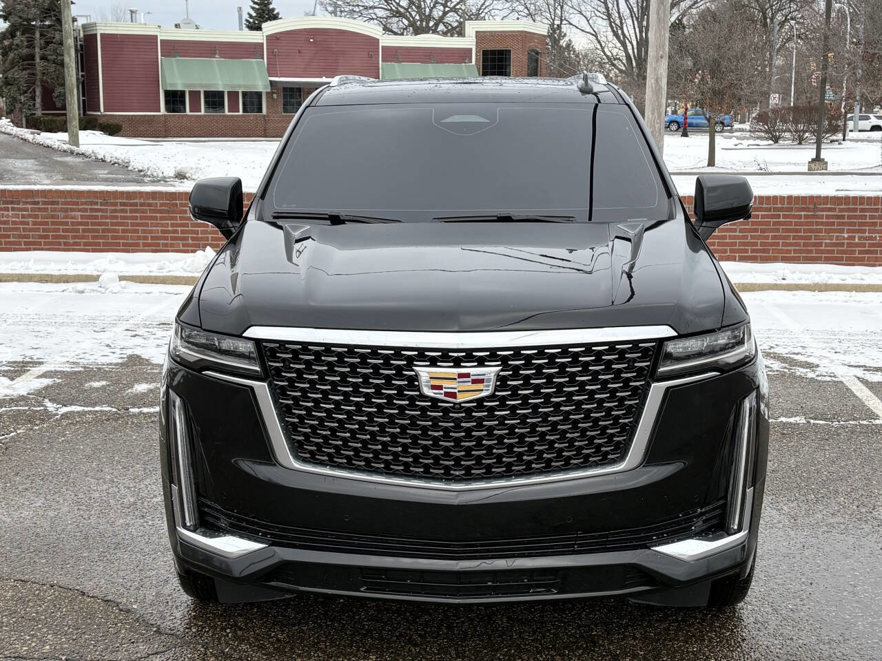 Used 2021 Cadillac Escalade ESV Premium Luxury image 5