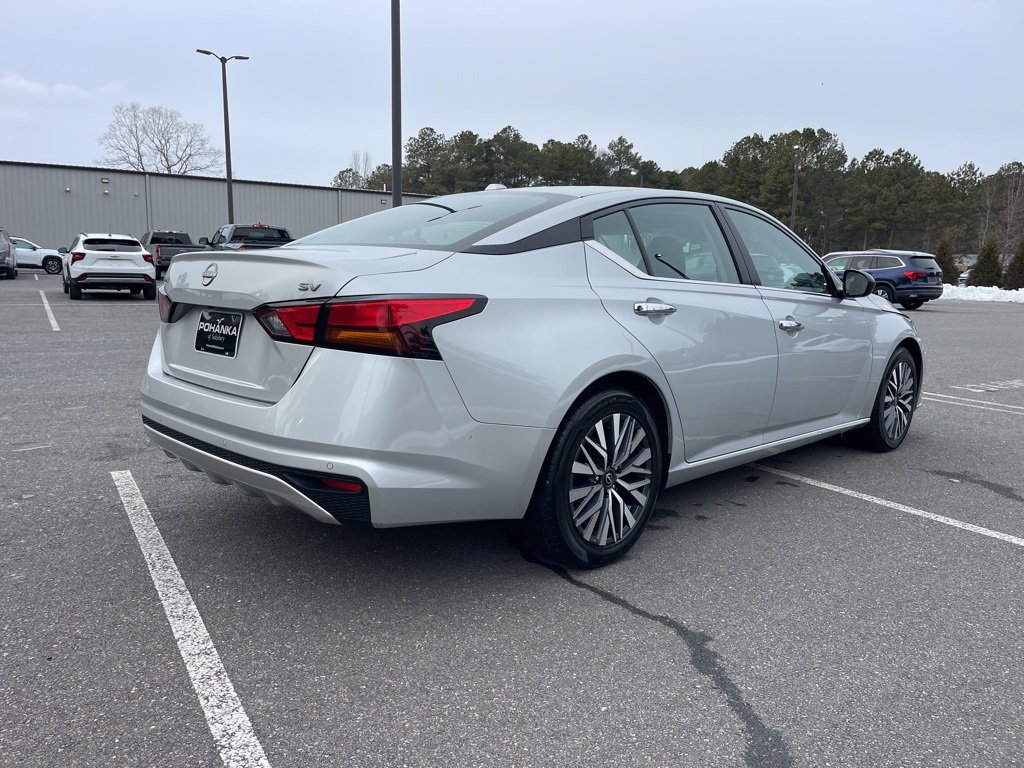 Used 2024 Nissan Altima 2.5 SV image 8