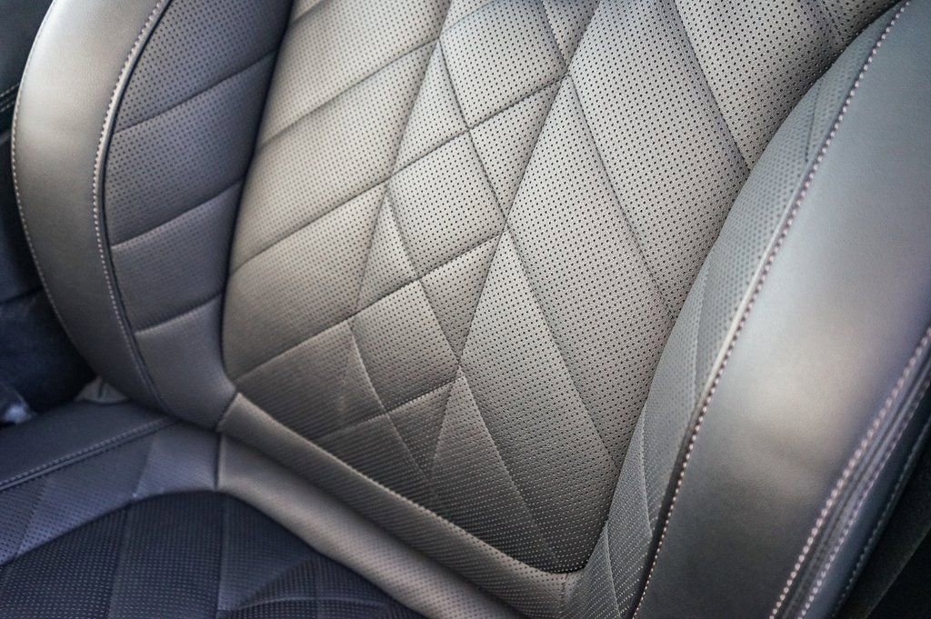 Used 2024 BMW X5 sDrive40i w/ Premium Package image 12