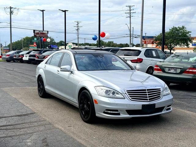 Used 2010 Mercedes-Benz S 550 4MATIC image 3