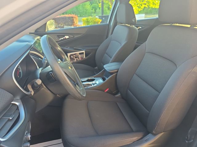 Used 2023 Chevrolet Malibu LT FWD image 15