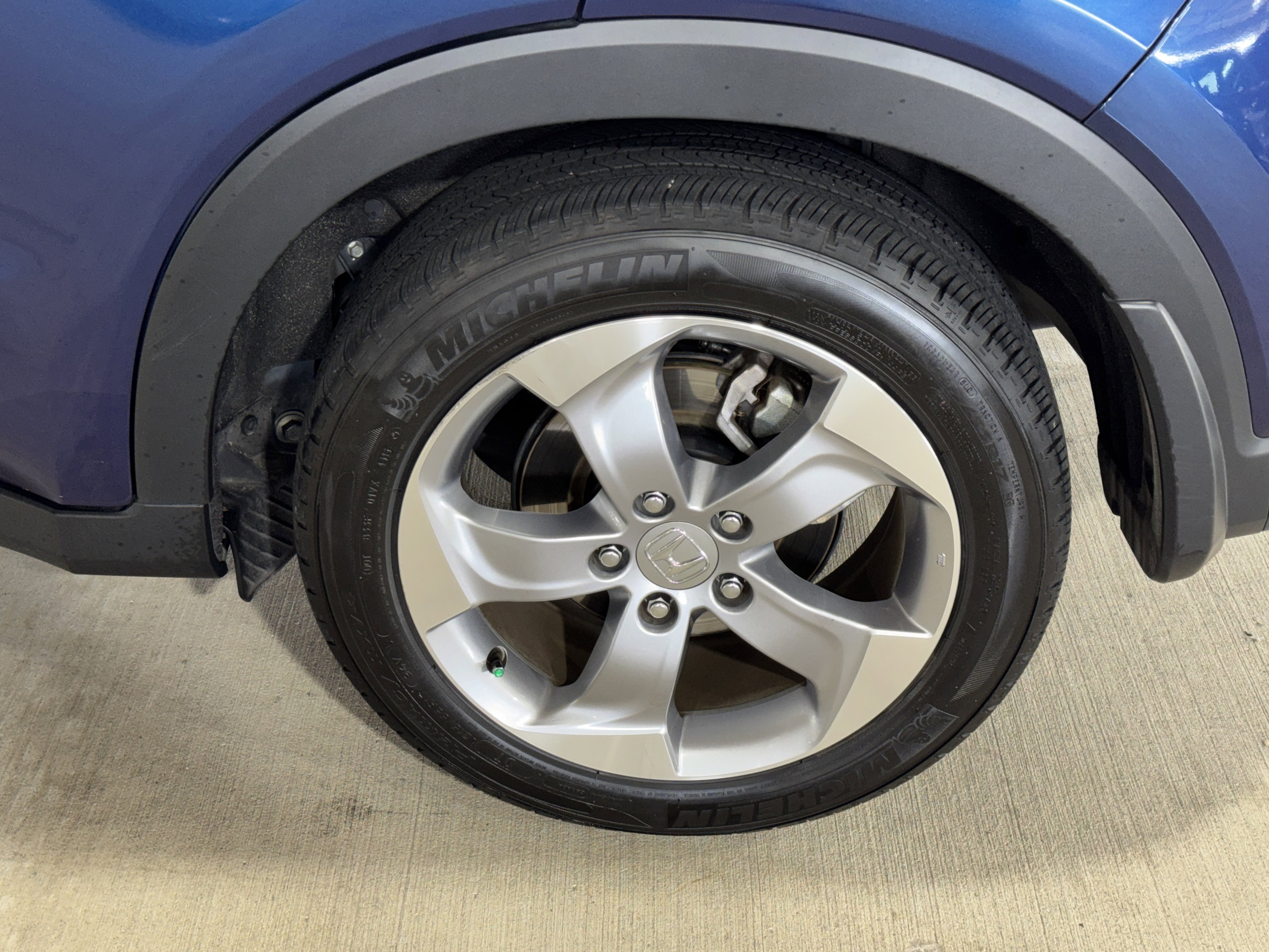 Used 2017 Honda HR-V EX-L image 35