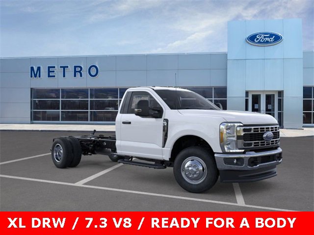 New 2025 Ford F350 XL w/ XL Chrome Package image 23