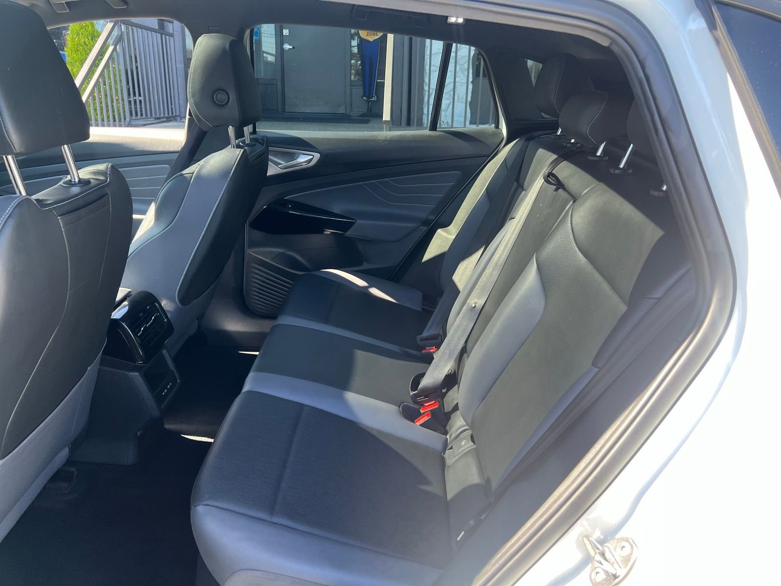 Used 2023 Volkswagen ID.4 S RWD image 24