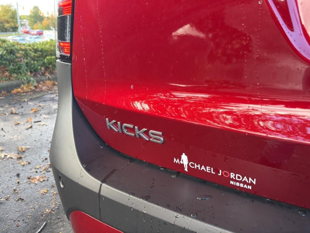 New 2026 Nissan Kicks SV image 14