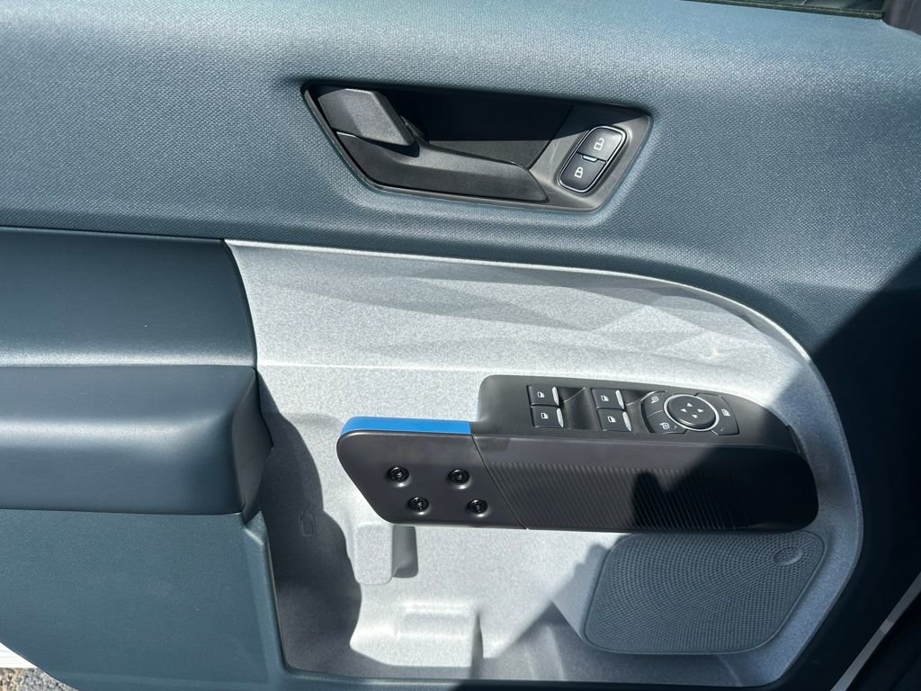 New 2025 Ford Maverick XLT w/ XLT Luxury Package image 12