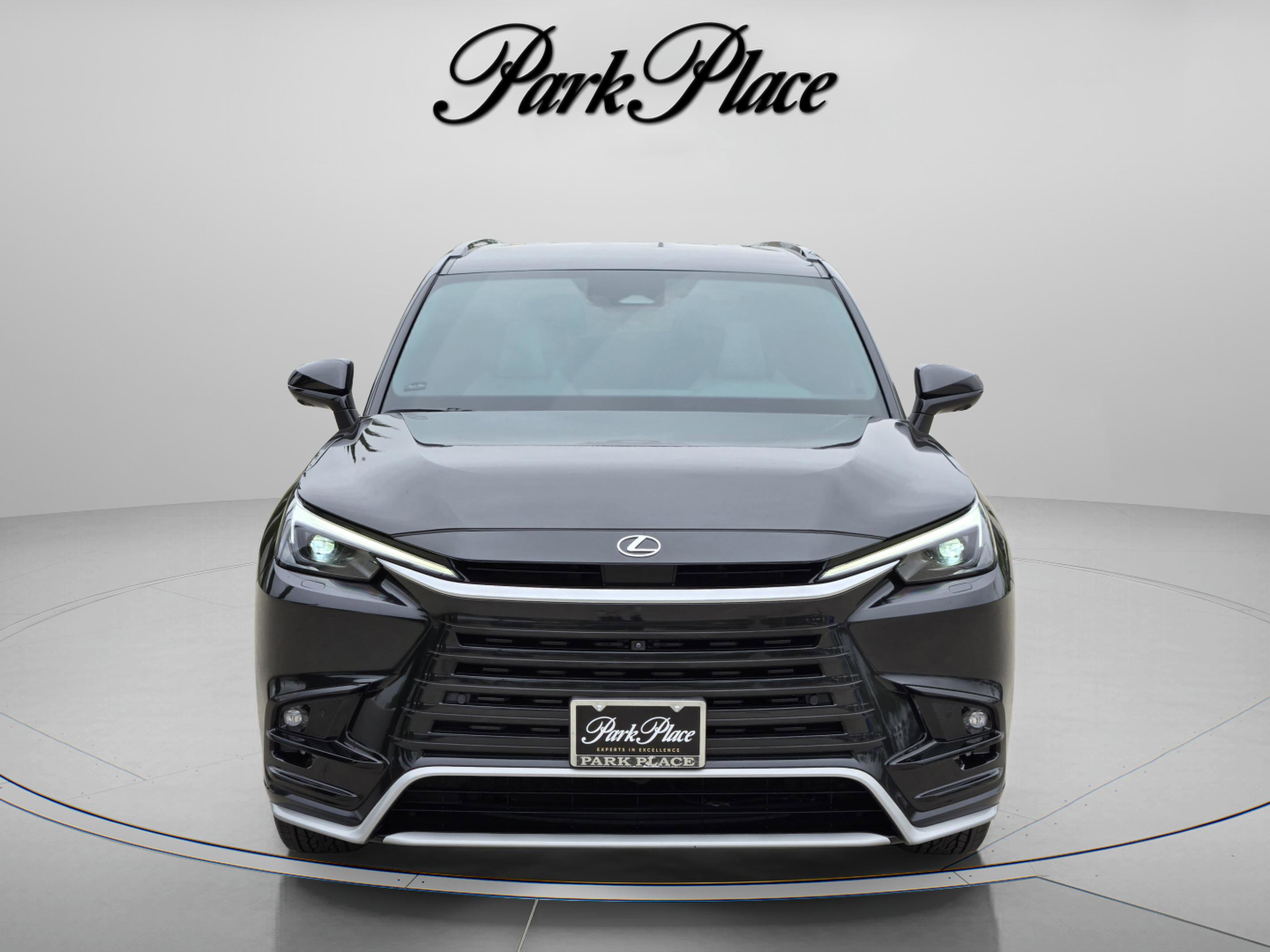 Certified 2024 Lexus TX 500h AWD w/ Technology Package image 6