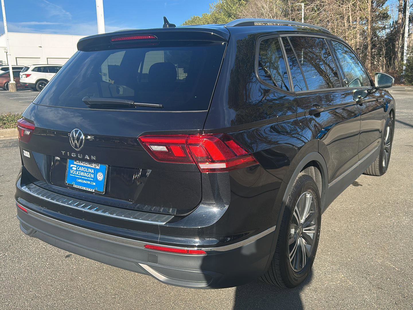 Certified 2024 Volkswagen Tiguan Wolfsburg Edition image 7