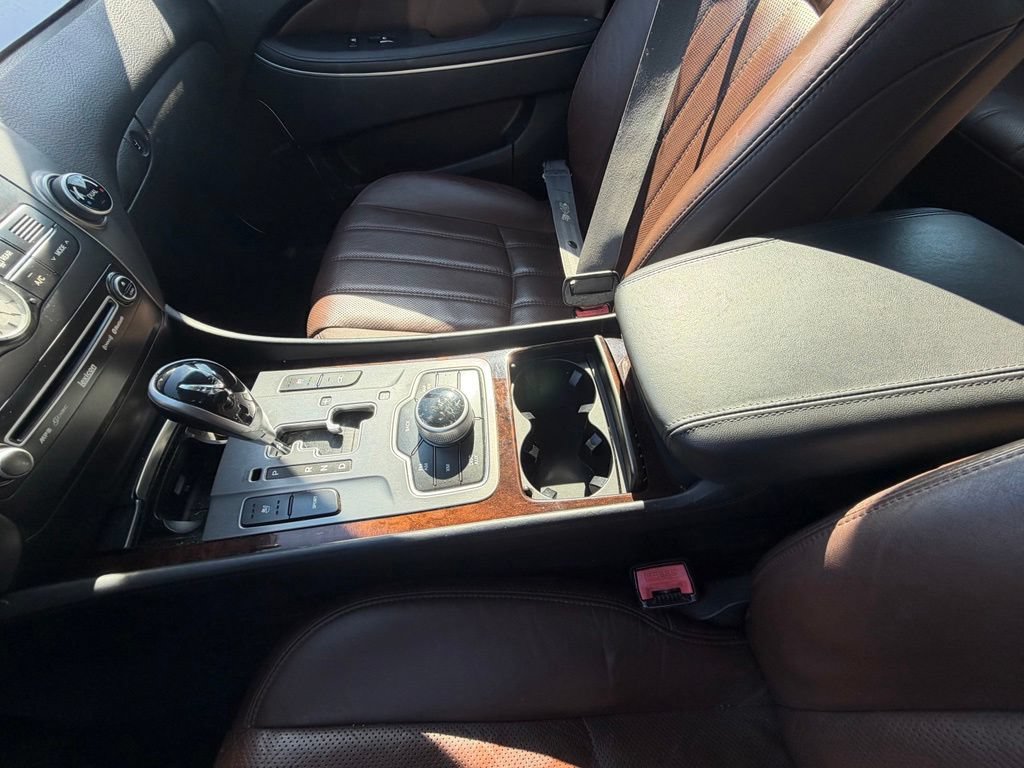 Used 2012 Hyundai Equus Signature RWD image 8
