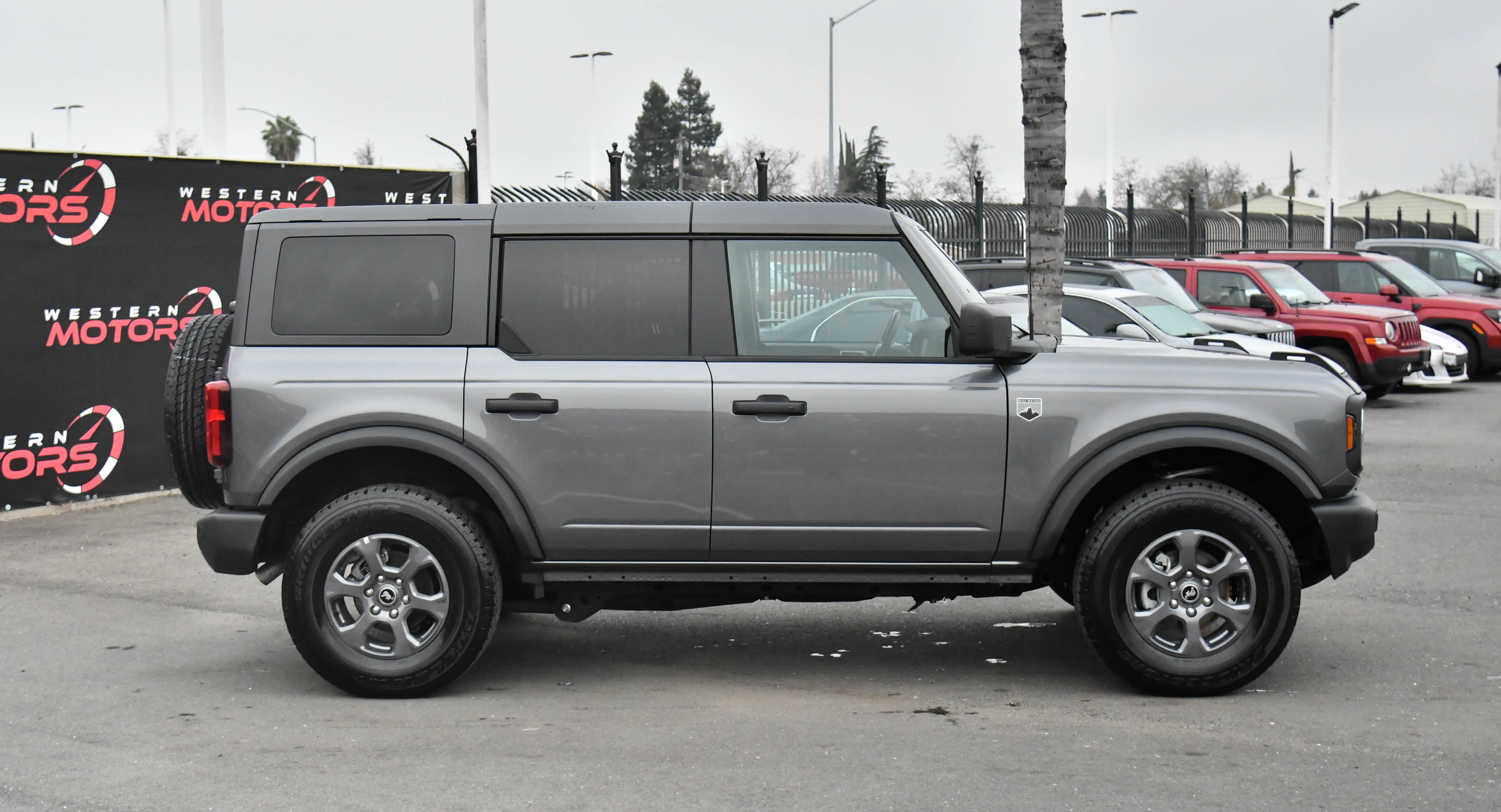 Used 2025 Ford Bronco Big Bend image 9