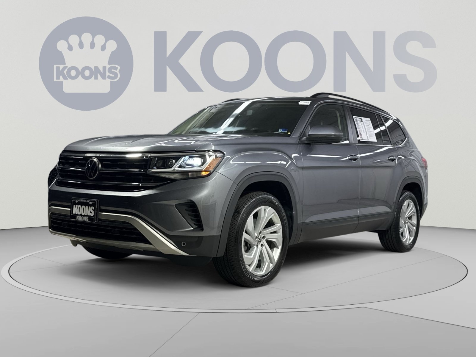 Used 2022 Volkswagen Atlas SE w/ Panoramic Sunroof Package