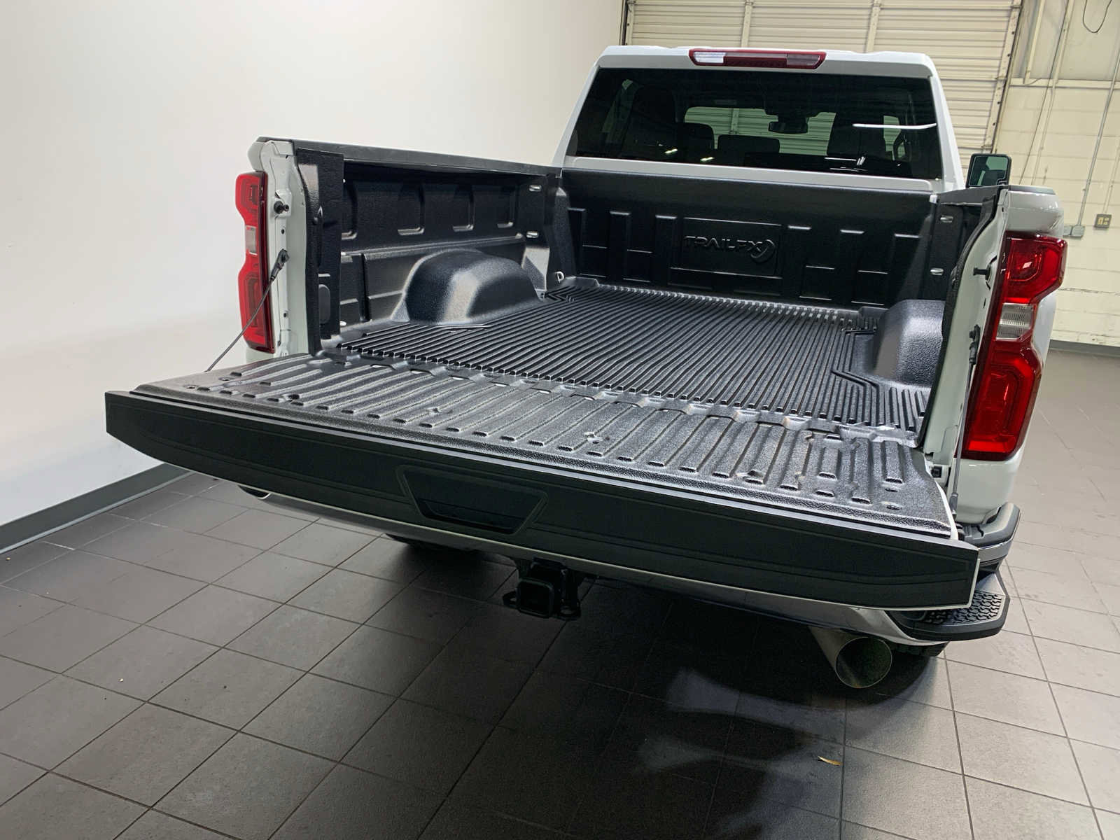 Used 2024 Chevrolet Silverado 2500 LTZ image 10