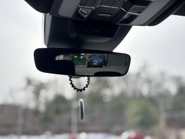 Used 2023 Porsche Macan GTS image 42