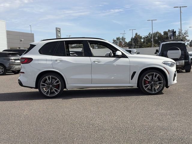 Used 2021 BMW X5 M50i w/ Executive Package image 5