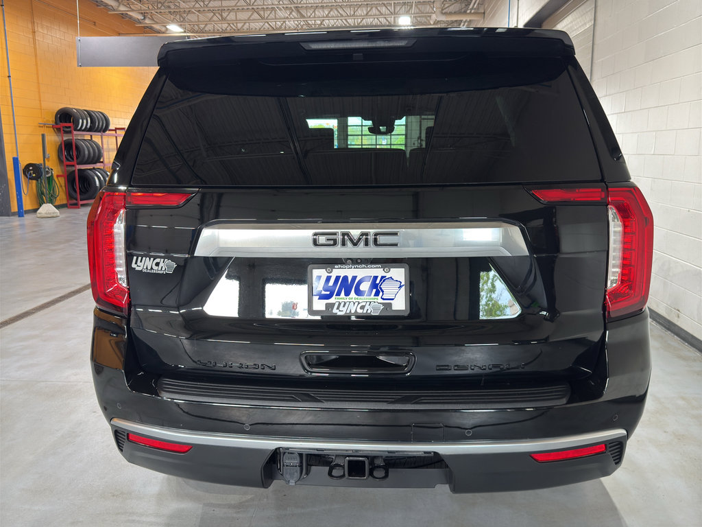 Used 2024 GMC Yukon Denali w/ Advanced Technology Package AWD/4WD image 4