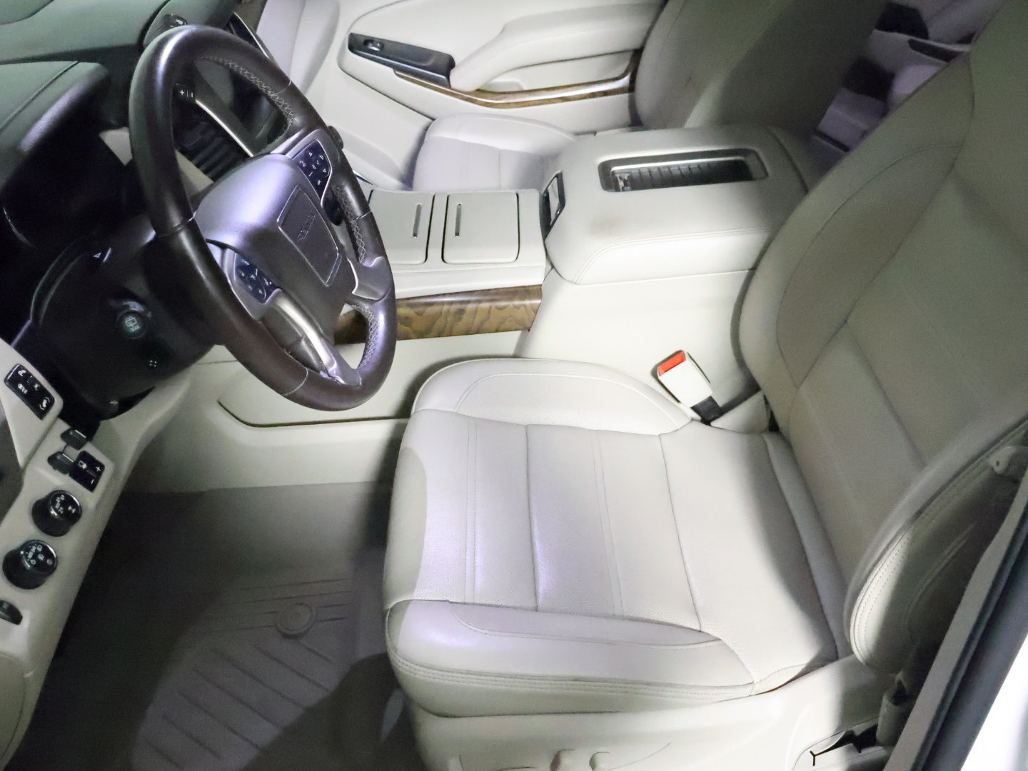 Used 2019 GMC Yukon Denali AWD/4WD image 25