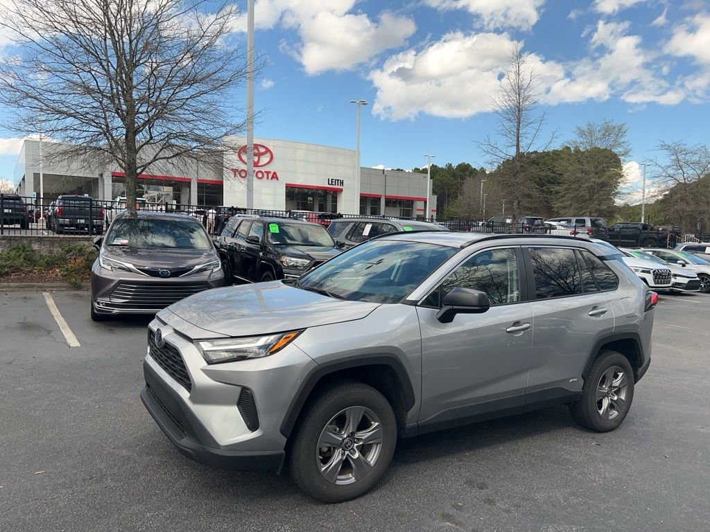 Used 2023 Toyota RAV4 LE image 3