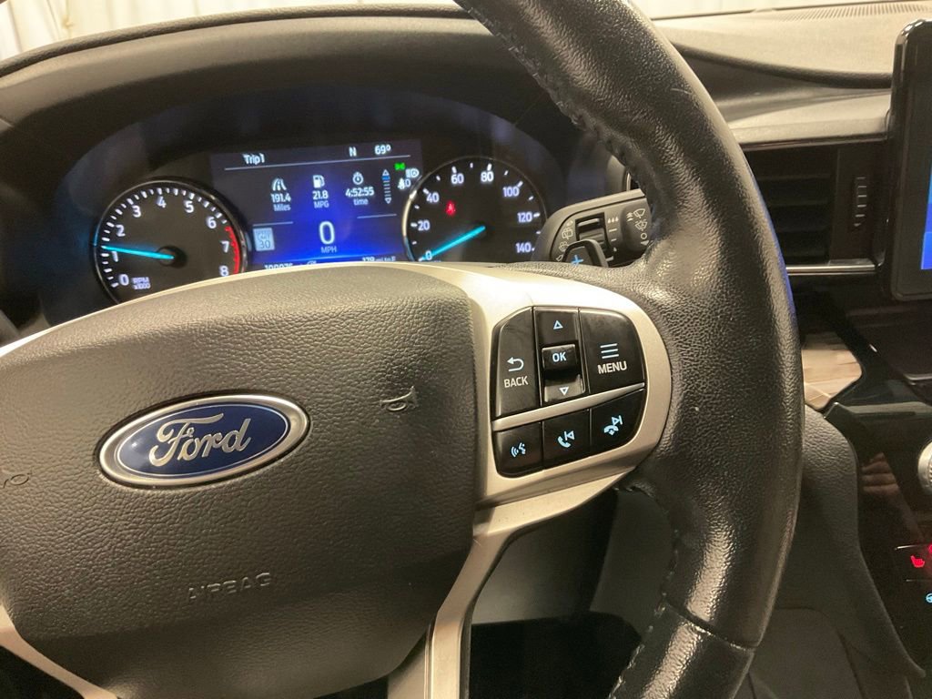 Used 2021 Ford Explorer Limited w/ Equipment Group 301A image 18
