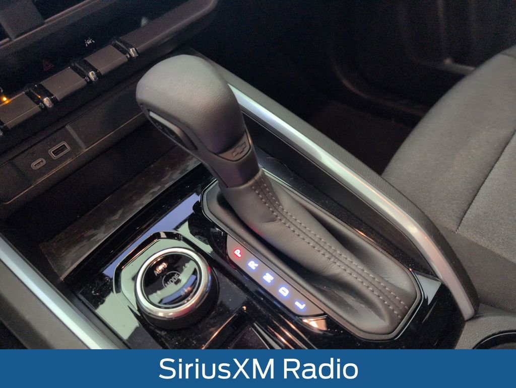 Used 2023 Chevrolet Colorado Trail Boss w/ Technology Package image 34