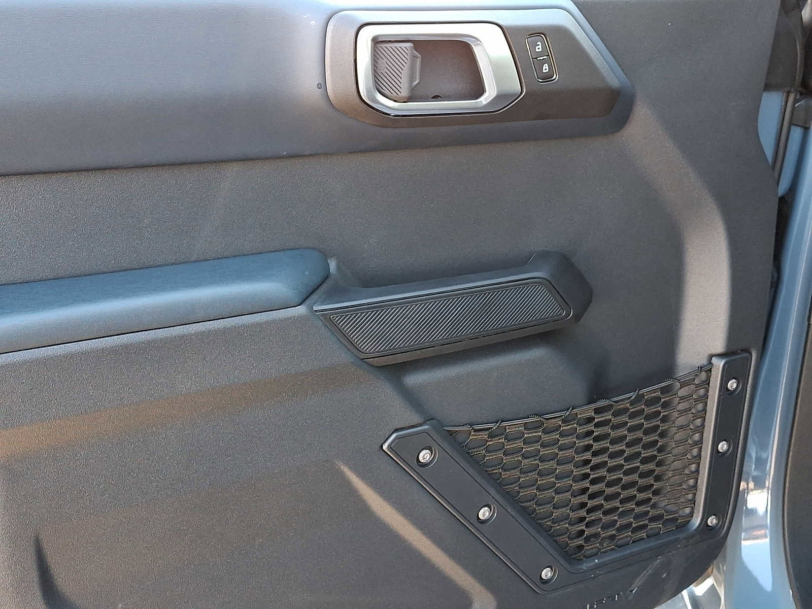 New 2025 Ford Bronco Heritage Edition image 10